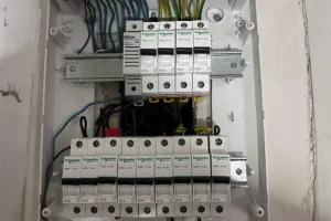 Nova spratna tabla br. 3 Bežanija